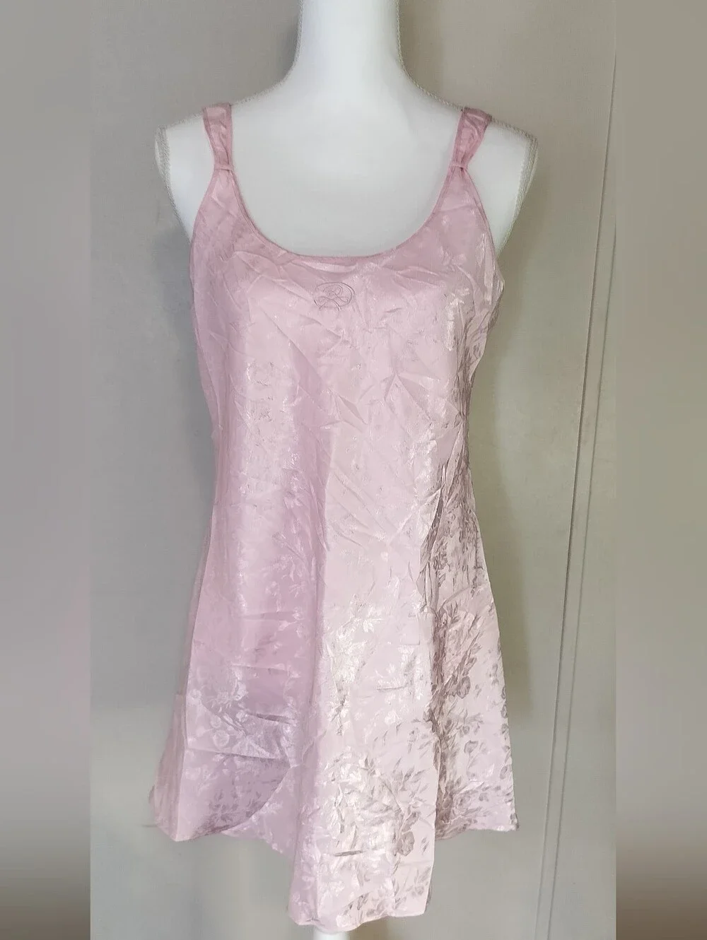 Oscar de la Renta Pale Pink Satin Floral Slip